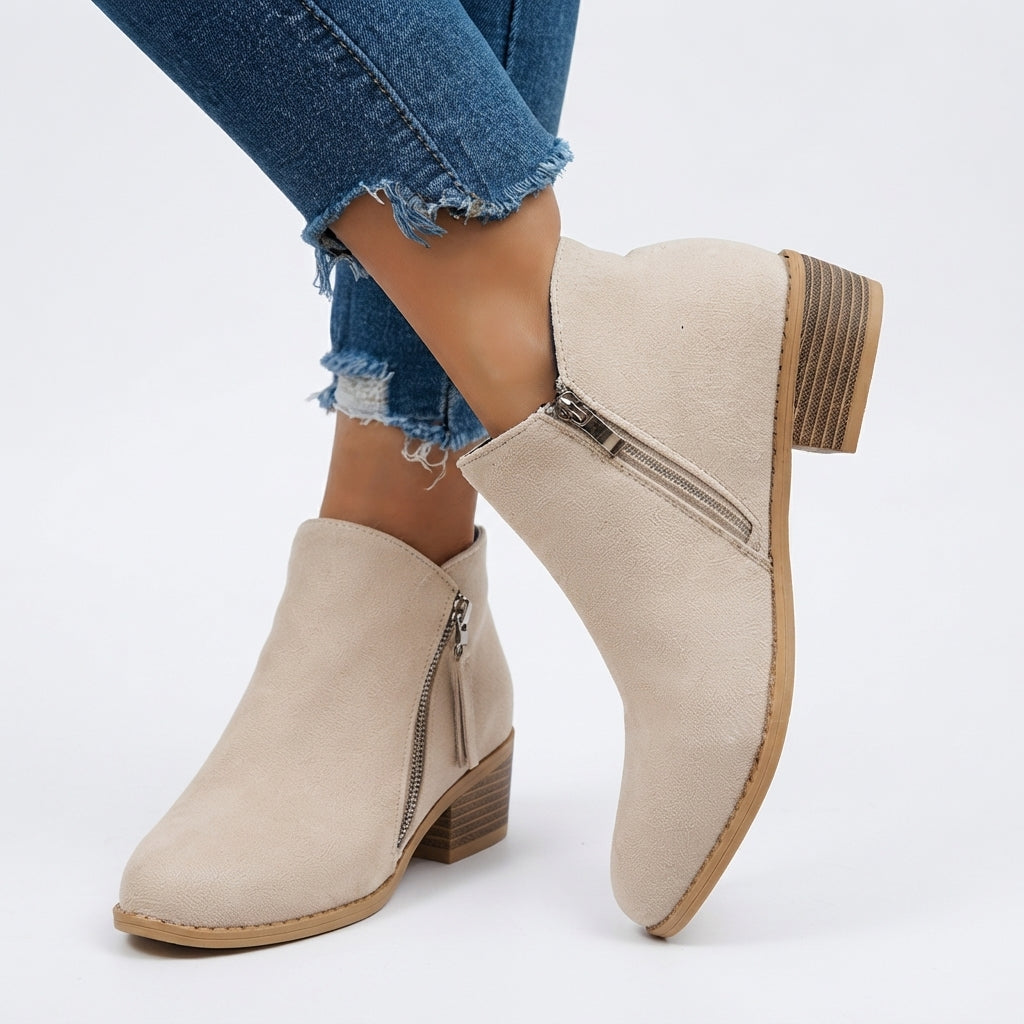 Una | Effortless Side-Zip Heeled Ankle Boots for Women