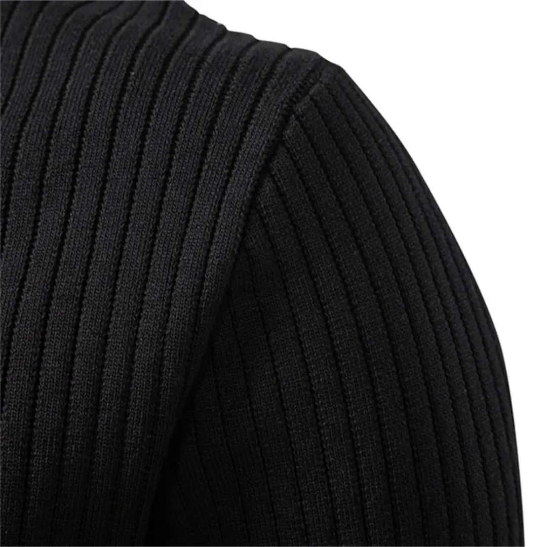 Nico | Fitted Round-Neck Jumper with Button Closure for Men