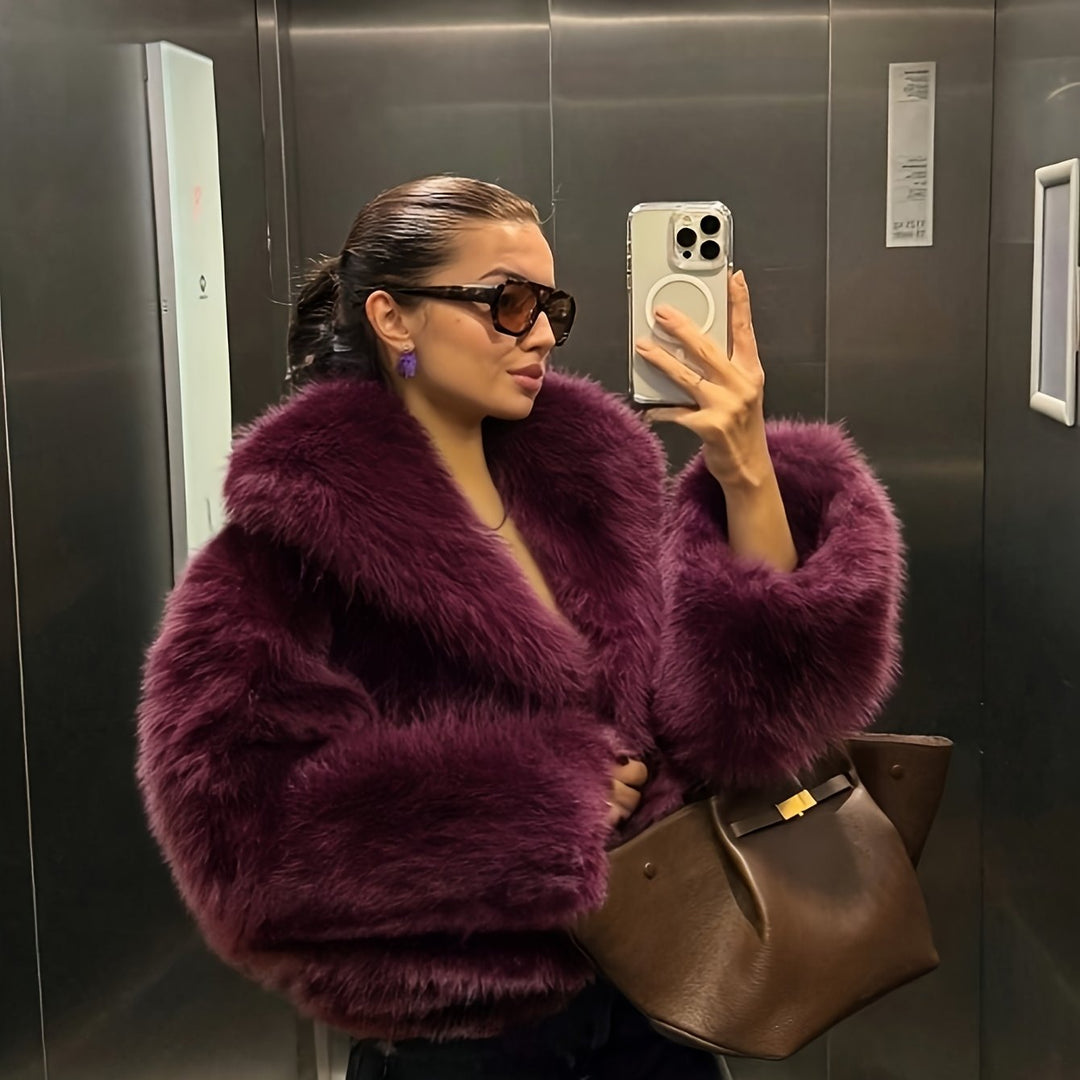 Lowri | Plush Cropped Faux Fur Jacket