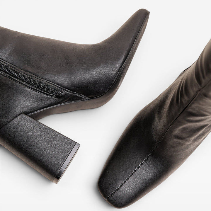 Yolanda | Chic Knee High Block Heel Boots