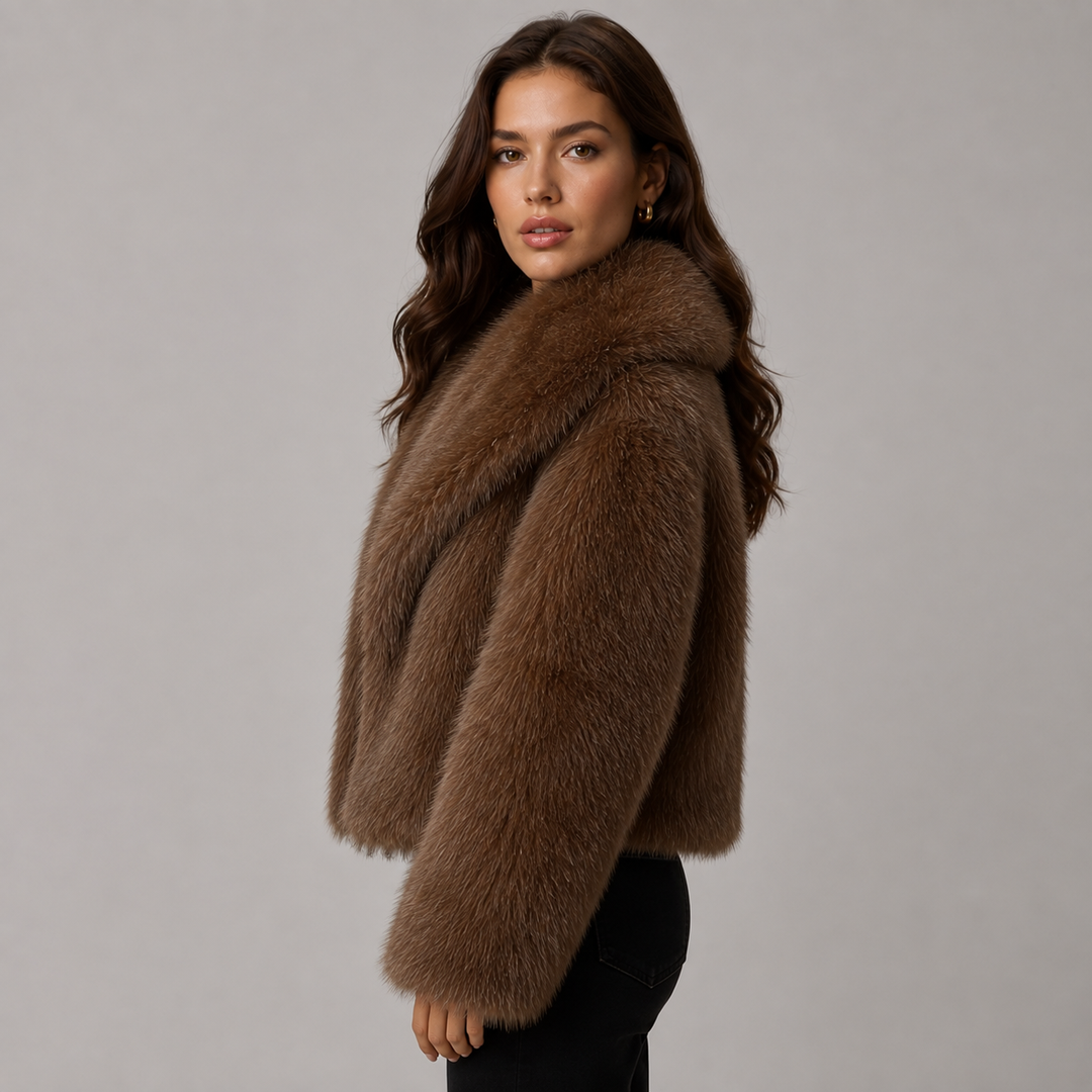 Lowri | Plush Cropped Faux Fur Jacket