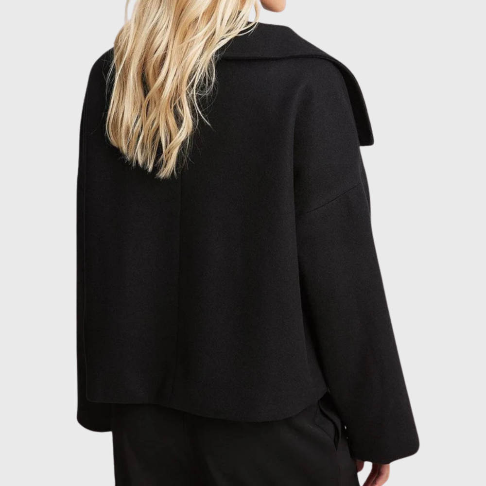 Alva | Sharp Cropped Double-Breasted Coat