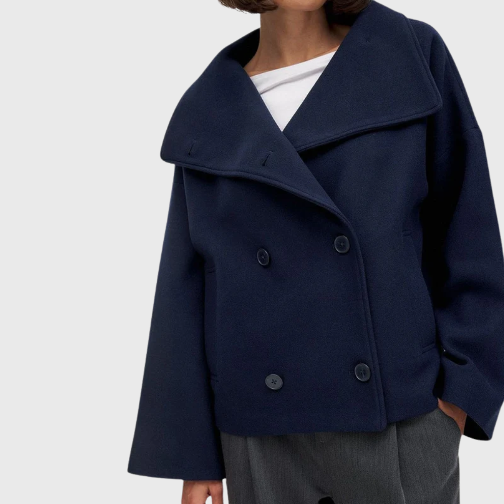 Alva | Sharp Cropped Double-Breasted Coat
