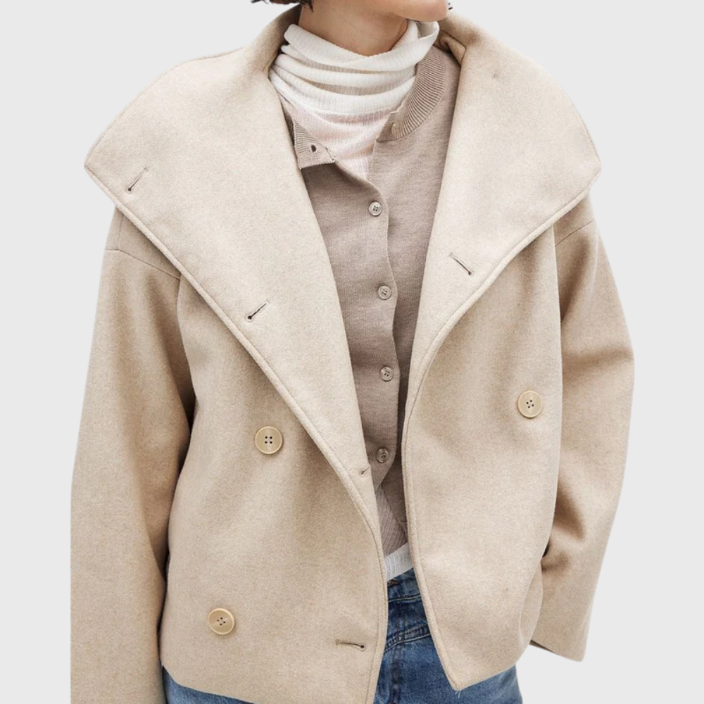 Alva | Sharp Cropped Double-Breasted Coat