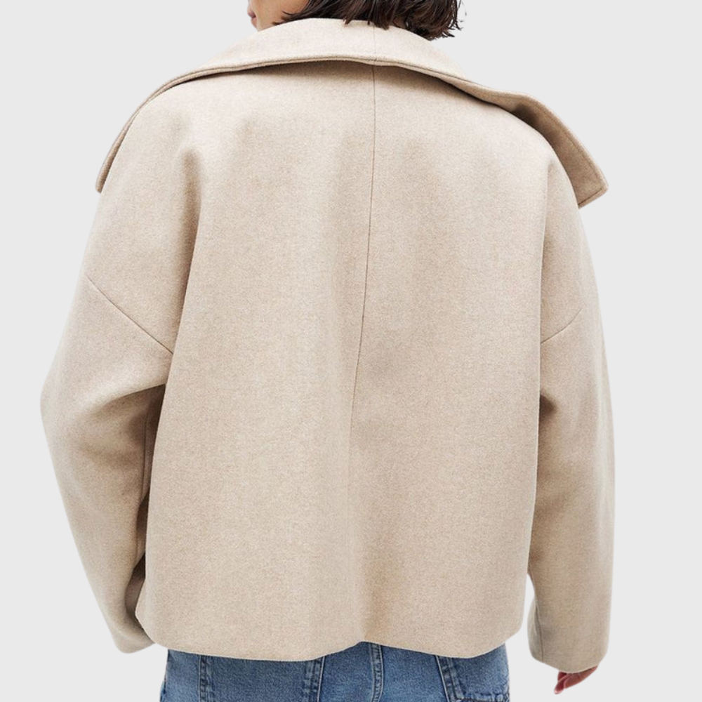 Alva | Sharp Cropped Double-Breasted Coat