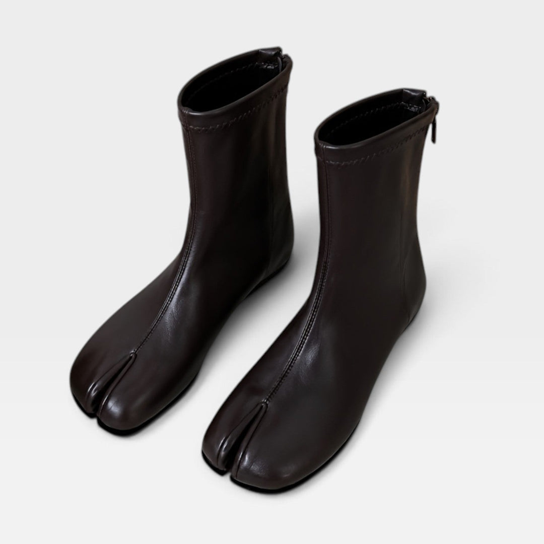 Cosima | Modern Split-Toe Flat Ankle Boots
