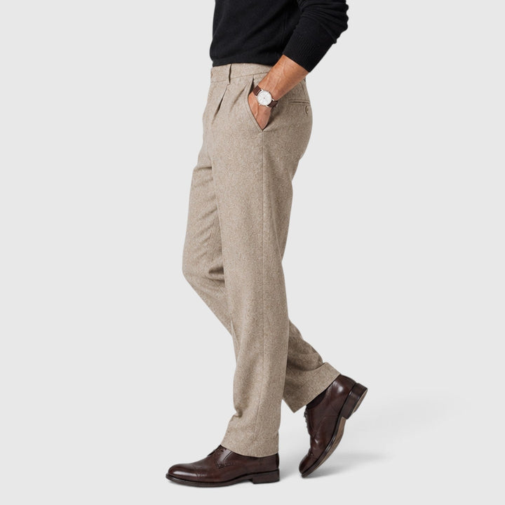 Andre | Polished Pleated Wool-Blend Trousers Men