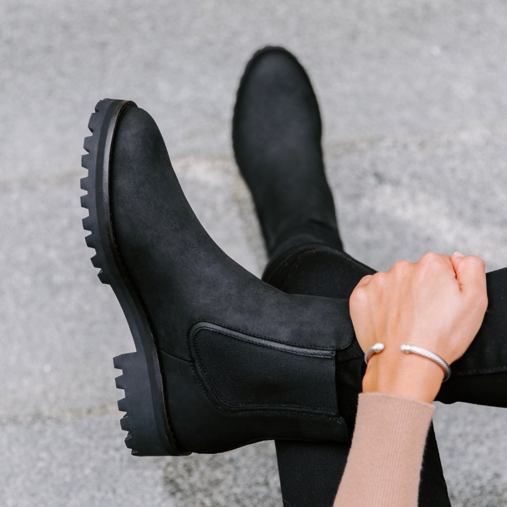 Isla | Rugged Leather Chelsea Boots