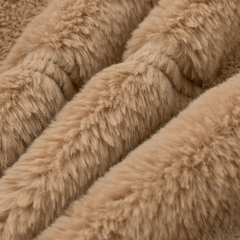 Camilla | Cozy Cropped Faux Fur Jacket