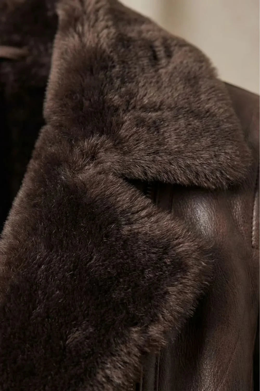 Beatrix | Sophisticated Leather Jacket with Shearling Collar