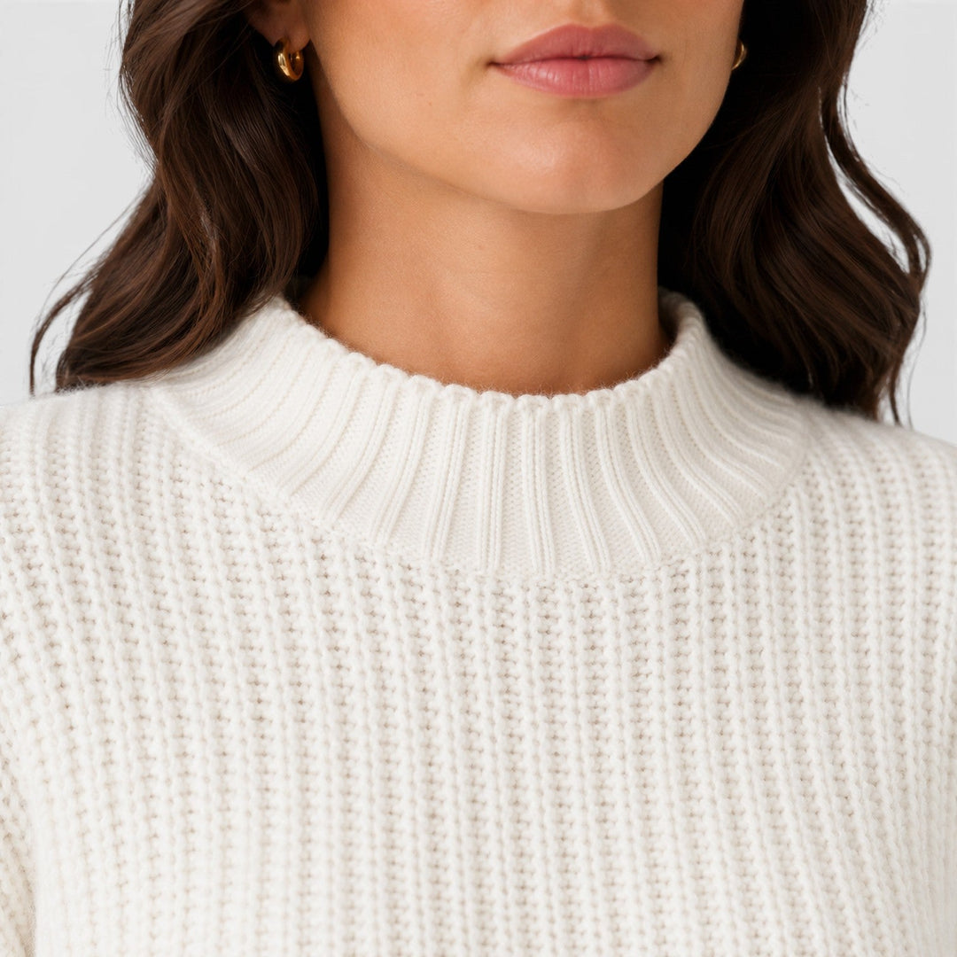 Una | Sharp Cropped Half-Turtleneck Knit Jumper